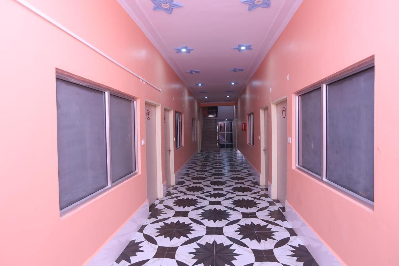 Oyo 22221 Yadav Hotel Bhiwadi ภายนอก รูปภาพ