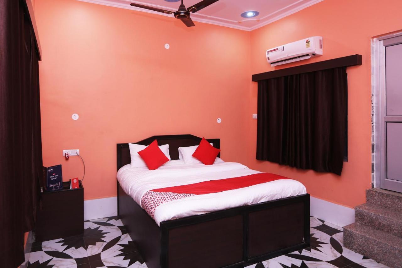 Oyo 22221 Yadav Hotel Bhiwadi ภายนอก รูปภาพ